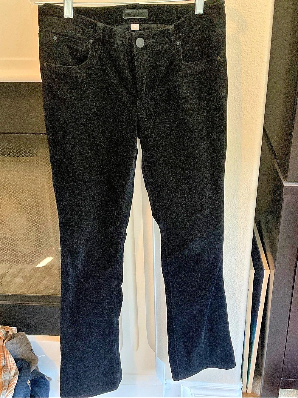 Kut from the Kloth Natalie Corduroy Bootcut Black Petite 4P